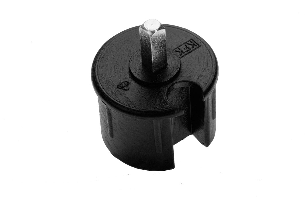 Plug 63 W / Square Pin 13mm / 22mm | Fixtures & Fasteners